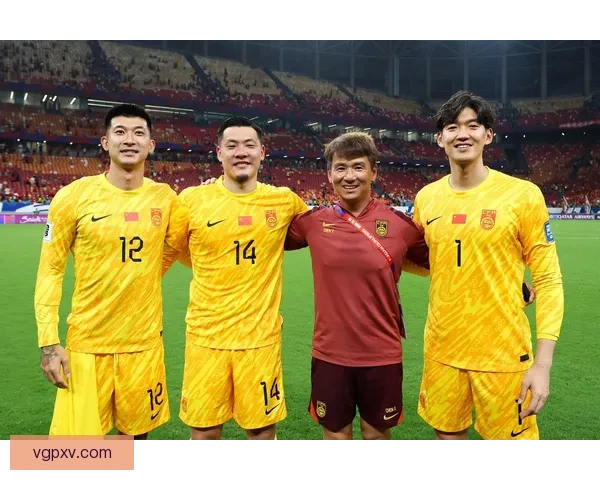 与俄超队热身后颜骏凌直言国足最缺高节奏高强度比赛环境氛围打造